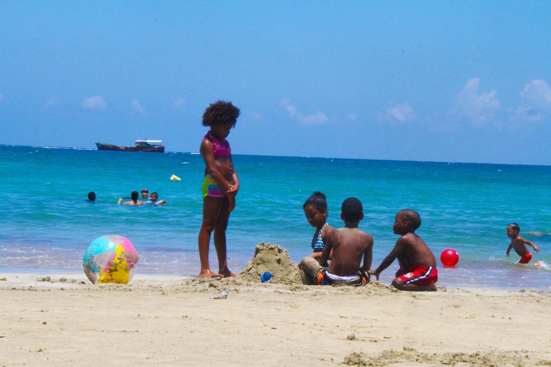 Playa La Angosta